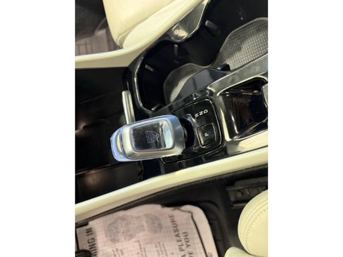 Used 2023 Volvo XC40 B5 Plus w/ Driver Assist Package AWD/4WD image 25