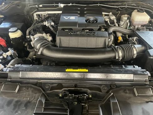 Used 2022 Nissan Frontier PRO-4X w/ Off-Road Protection Package AWD/4WD image 20