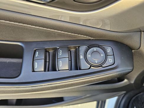 Used 2022 Chevrolet Traverse LT w/ LPO, Floor Liner Package image 12