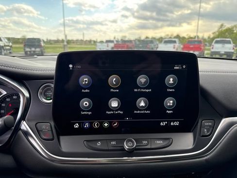 Used 2025 Chevrolet Blazer LT w/ LPO, 'HIT The Road' Package FWD image 28