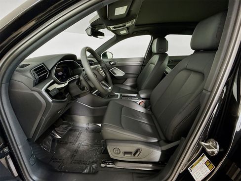 New 2025 Audi Q3 2.0T Premium image 20