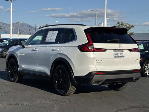 Certified 2023 Honda CR-V Sport Touring image 3