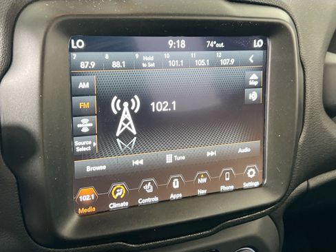 Used 2022 Jeep Renegade Altitude w/ Convenience Group AWD/4WD image 15