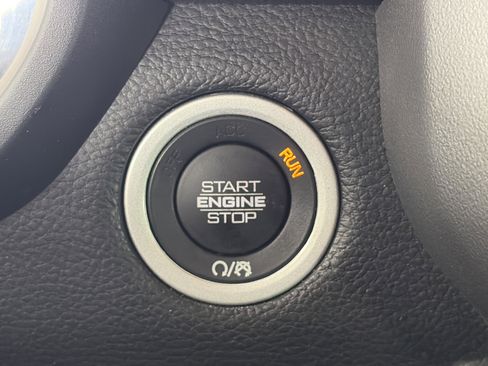 Used 2022 RAM 1500 Big Horn image 26