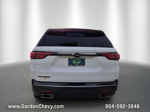 Certified 2023 Chevrolet Traverse Premier w/ Redline Edition FWD image 4