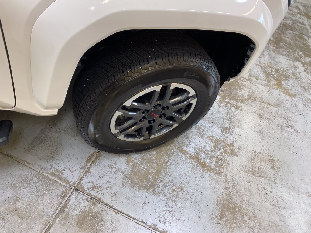 Used 2025 Toyota Tacoma TRD Sport RWD image 14