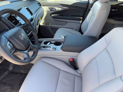 New 2026 Honda Ridgeline RTL image 18