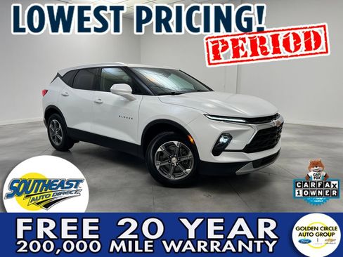 Used 2025 Chevrolet Blazer LT FWD image 1