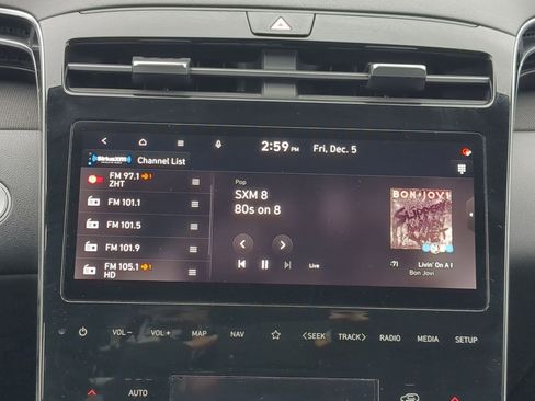 Certified 2024 Hyundai Tucson Limited image 22