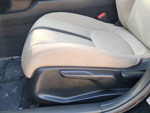 Used 2016 Honda Civic EX image 30