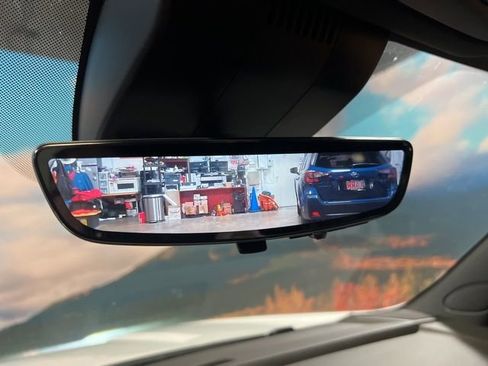 Used 2025 GMC Yukon XL AT4 Ultimate image 42