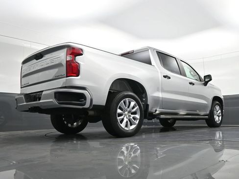 Used 2021 Chevrolet Silverado 1500 Custom w/ Safety Confidence Package RWD image 30
