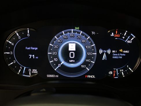 Used 2019 Cadillac Escalade Luxury image 44