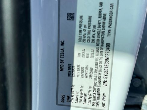 Used 2022 Tesla Model 3 Performance image 13