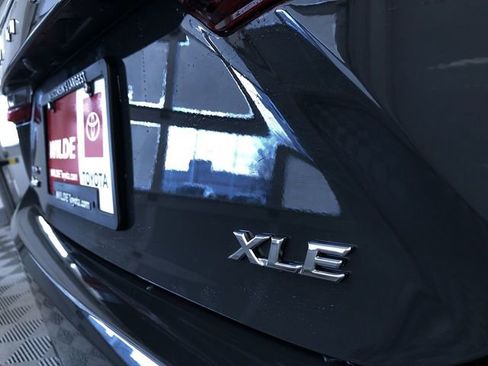 New 2026 Toyota Camry XLE image 7