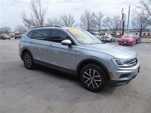 Used 2021 Volkswagen Tiguan S image 5
