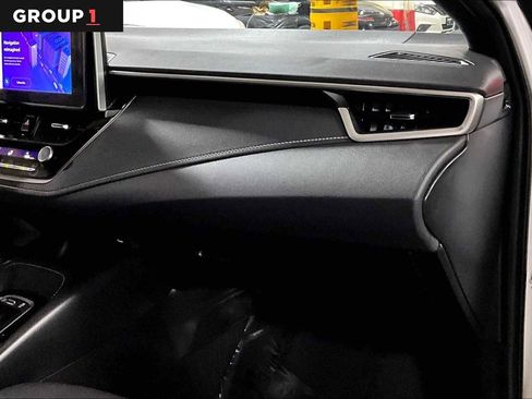 Used 2023 Toyota Corolla SE image 19