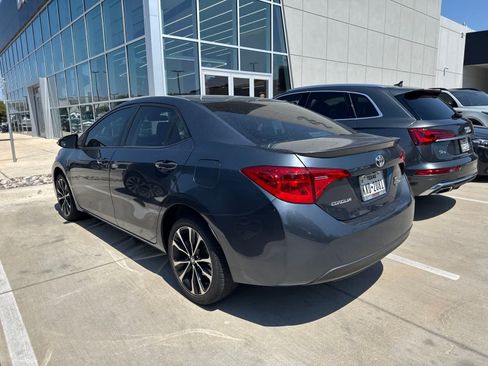 Used 2018 Toyota Corolla SE FWD image 4