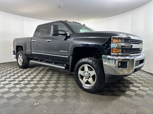 Used 2015 Chevrolet Silverado 2500 LTZ w/ Duramax Plus Package image 2