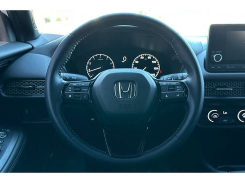 Used 2025 Honda HR-V Sport image 35