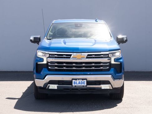 Used 2022 Chevrolet Silverado 1500 LTZ AWD/4WD image 22