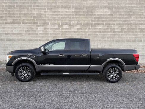 Used 2017 Nissan Titan Platinum Reserve image 8