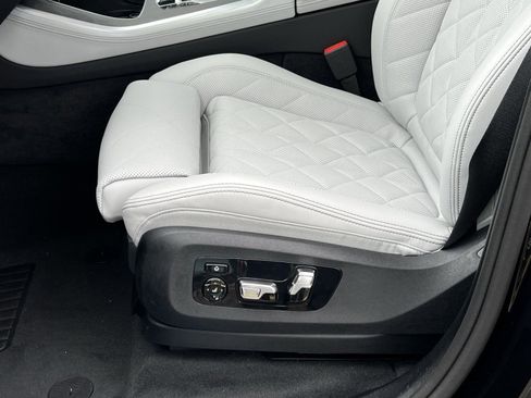 New 2026 BMW X5 xDrive40i w/ Climate Comfort Package image 11