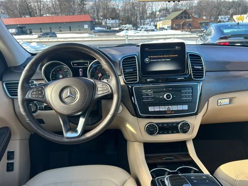 Used 2018 Mercedes-Benz GLS 450 4MATIC image 19