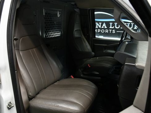 Used 2021 Chevrolet Express 2500 Extended w/ Driver Convenience Package image 25