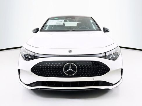 Used 2026 Mercedes-Benz CLA 350 image 2