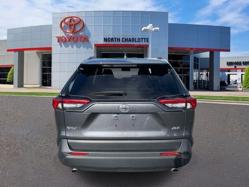 Used 2025 Toyota RAV4 XLE w/ Convenience Package image 9