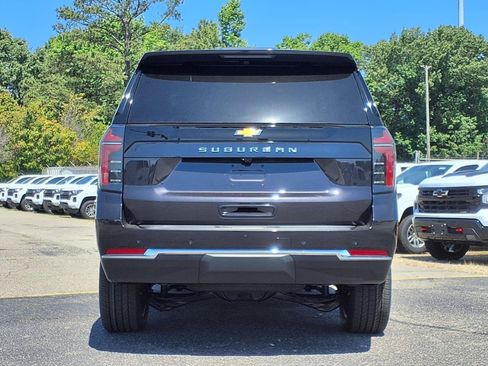 New 2026 Chevrolet Suburban LS w/ LS Custom Edition AWD/4WD image 4