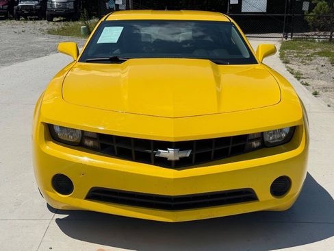 Used 2013 Chevrolet Camaro LS RWD image 2