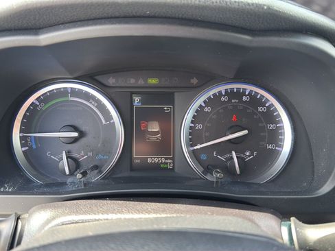 Used 2019 Toyota Highlander XLE AWD/4WD image 27