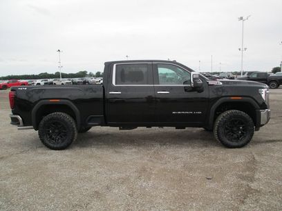 New 2026 GMC Sierra 2500 SLT w/ SLT Convenience Package