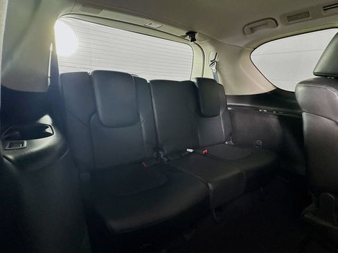 Used 2016 INFINITI QX80 2WD w/ Deluxe Technology Package image 38