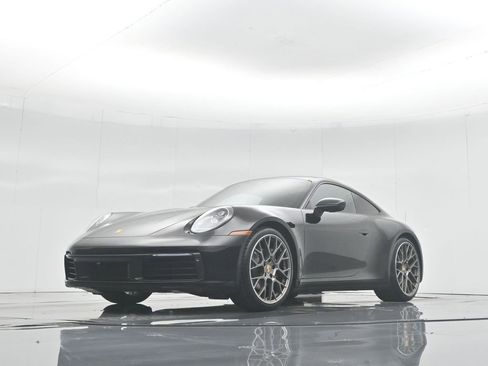 Used 2023 Porsche 911 Carrera image 46
