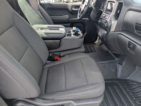 Certified 2025 Chevrolet Silverado 1500 W/T RWD image 11