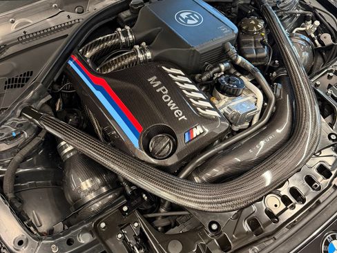 Used 2018 BMW M3 RWD image 10