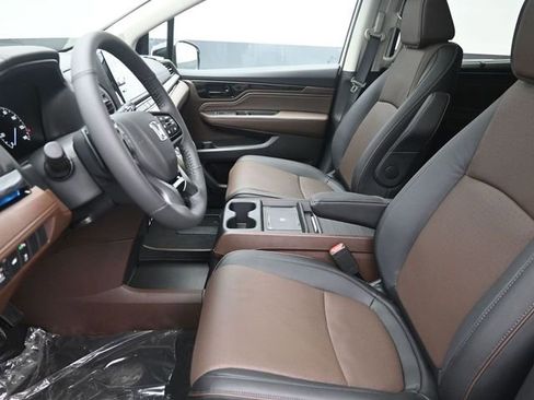 New 2026 Honda Odyssey Elite image 17