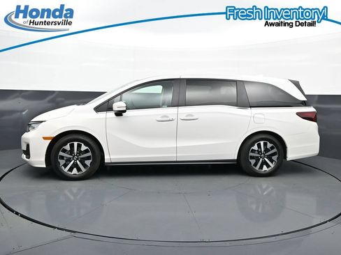 Used 2026 Honda Odyssey EX-L image 6