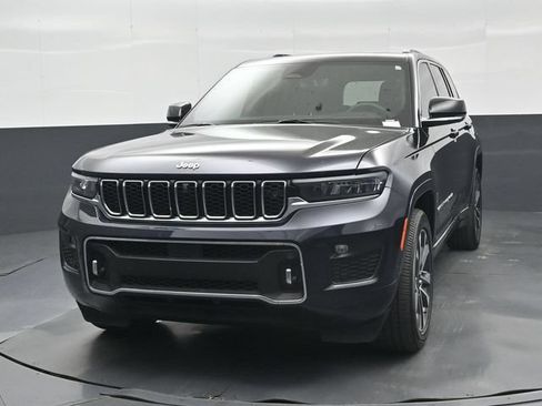 Used 2024 Jeep Grand Cherokee Overland w/ Adv Protech Group III AWD/4WD image 33