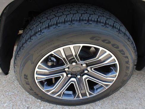 Certified 2022 Jeep Wagoneer Series III image 19