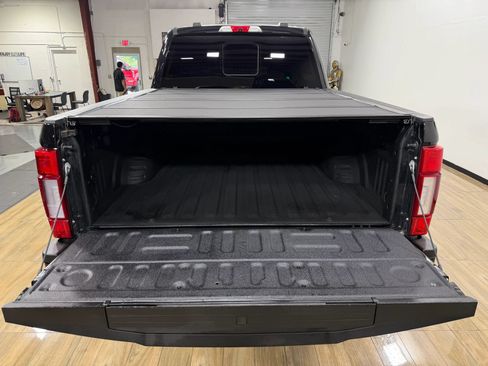 Used 2020 Ford F250 Lariat AWD/4WD image 7