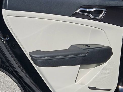 New 2026 Kia Sportage EX image 13