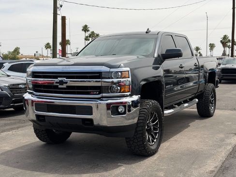 Used 2018 Chevrolet Silverado 2500 LT w/ LT Convenience Package AWD/4WD image 1