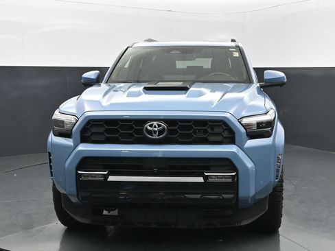Used 2025 Toyota 4Runner TRD Sport Premium AWD/4WD image 8