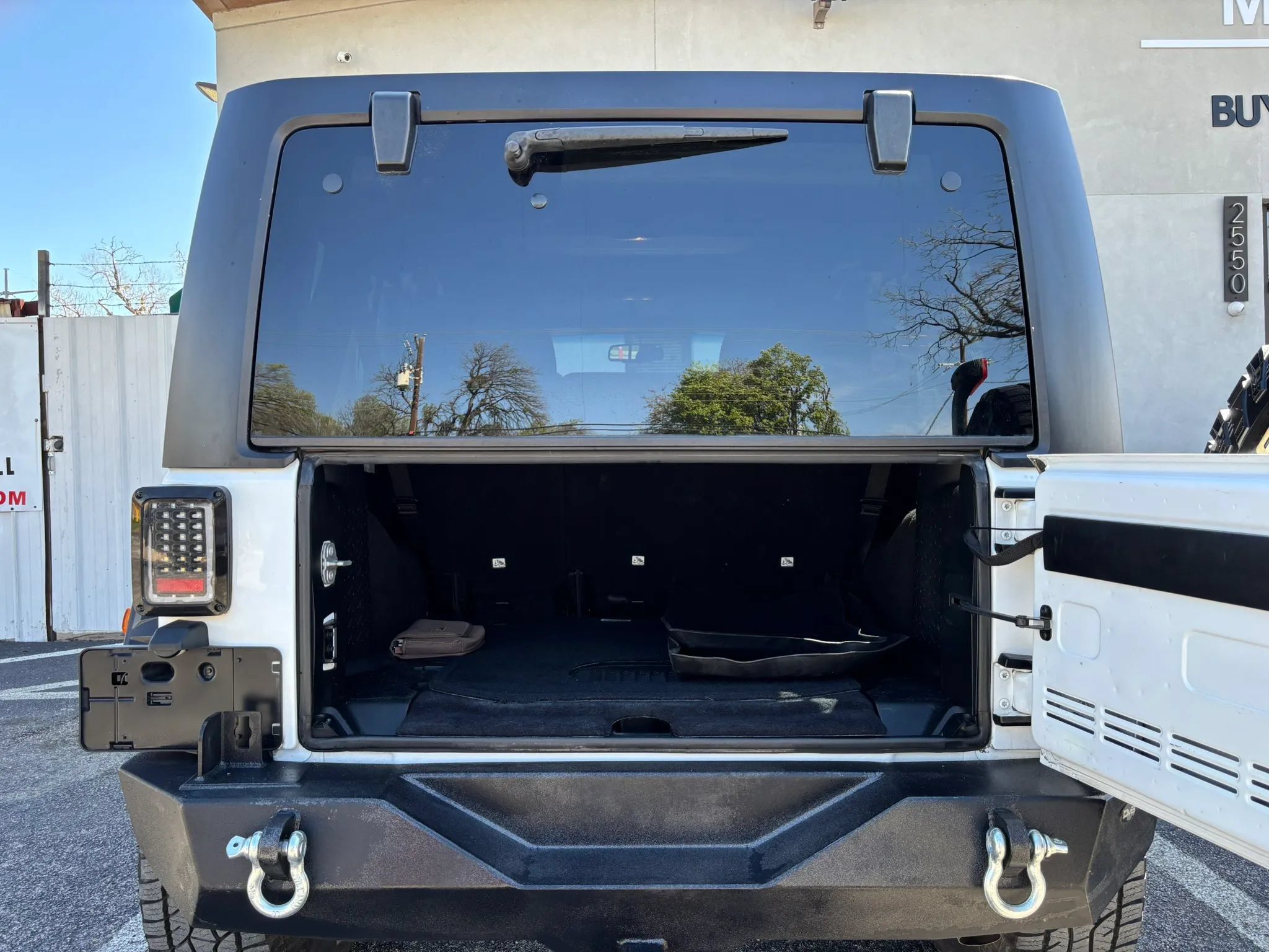 Used 2018 Jeep Wrangler Unlimited Sport S AWD/4WD image 47