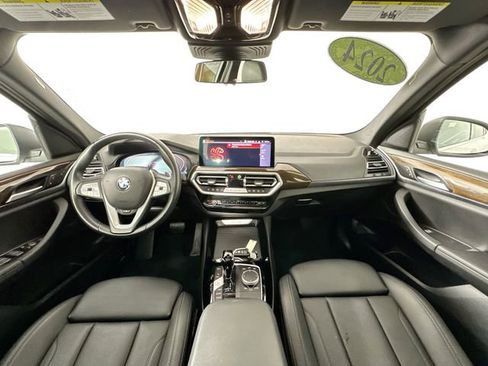 Used 2024 BMW X3 xDrive30i w/ Premium Essential Package image 32
