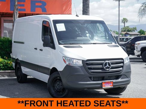Used 2024 Mercedes-Benz Sprinter 2500 image 2